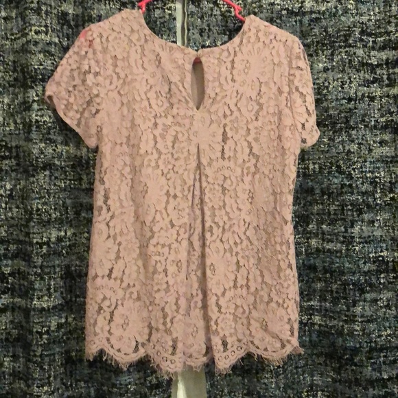 Beautiful lace blouse - Picture 2 of 2